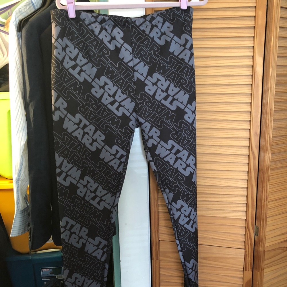 Her Universe Star Wars Leggings SZ 2X